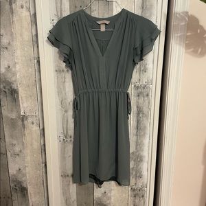 H&M GREEN SHORTSLEEVE DRESS